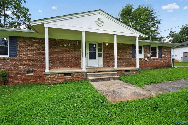 4913 Westwood Drive NW, Huntsville, AL 35810