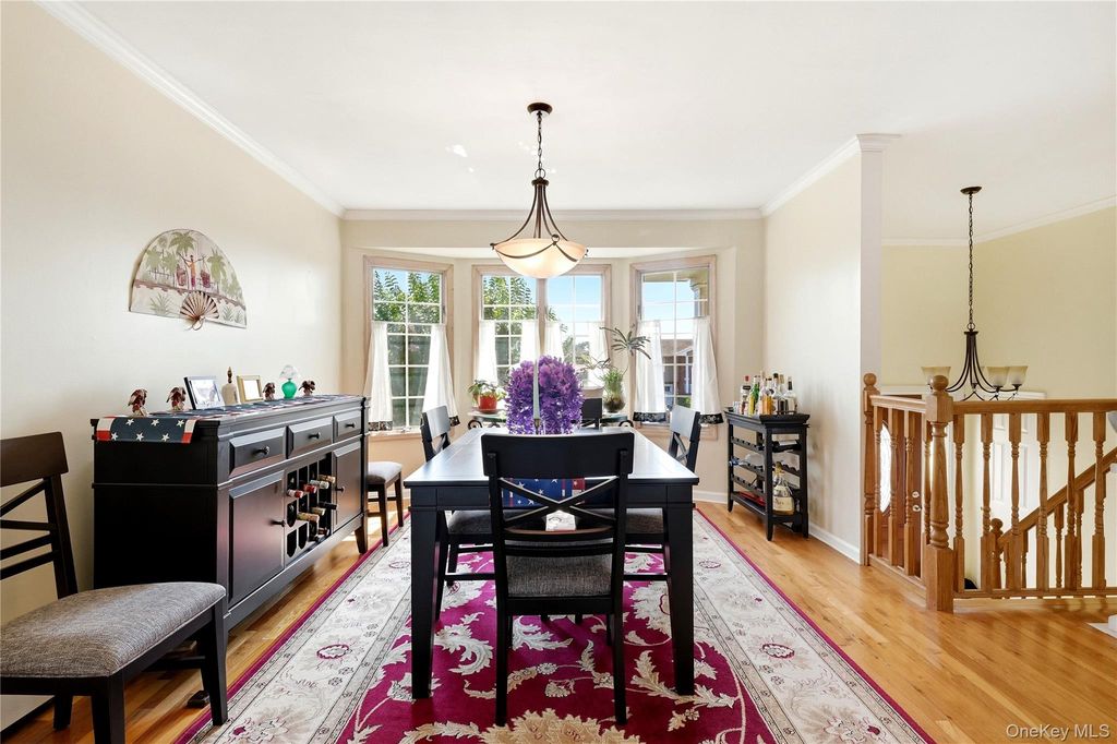 121 Drake Court, West Islip, NY 11795 — photo 5