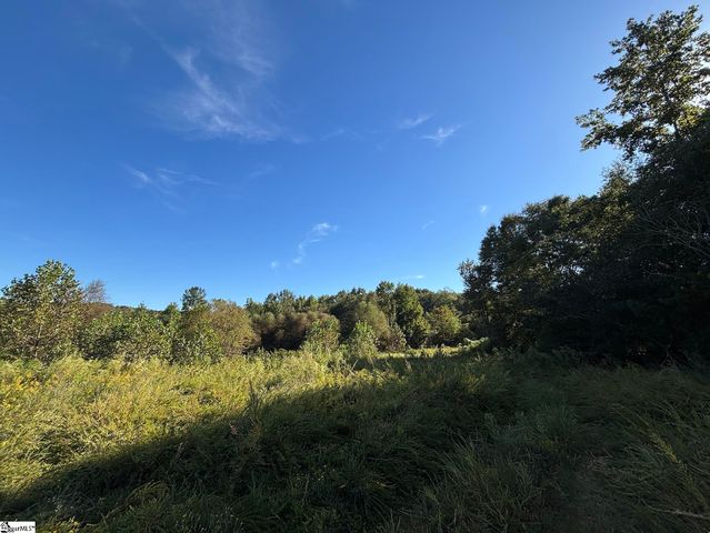3692 N 14 Highway, Greer, SC 29651