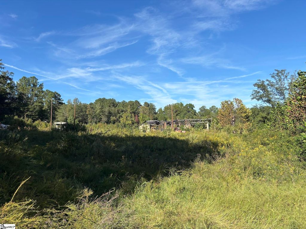 3692 N 14 Highway, Greer, SC 29651