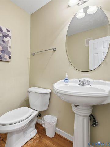 8124 Castle Grove Dr, Mechanicsville, VA 23111