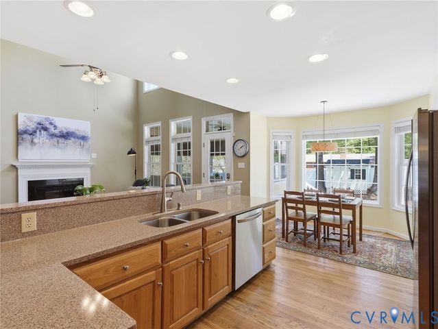 8124 Castle Grove Dr, Mechanicsville, VA 23111