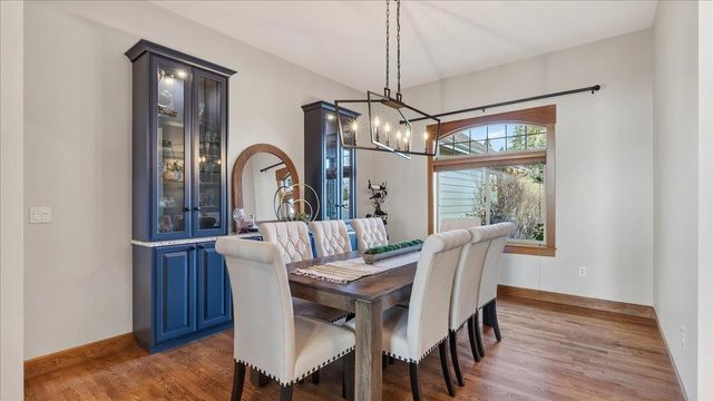 5423 W Hayden Ln, Spokane, WA 99208