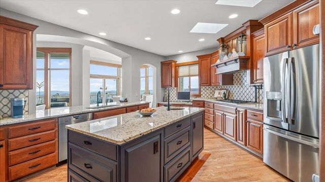 5423 W Hayden Ln, Spokane, WA 99208