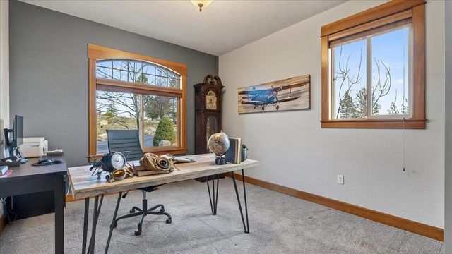 5423 W Hayden Ln, Spokane, WA 99208