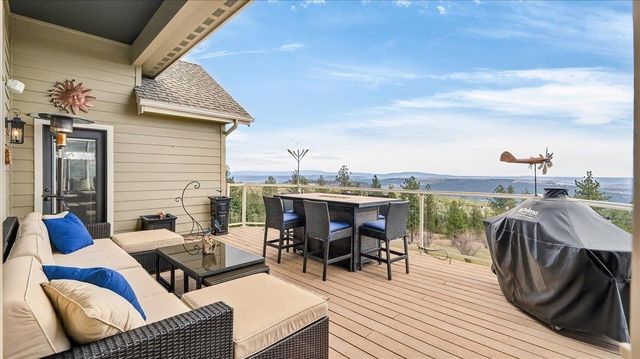 5423 W Hayden Ln, Spokane, WA 99208