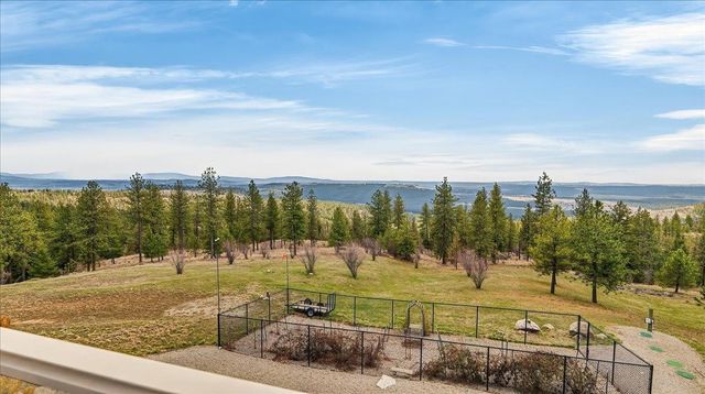 5423 W Hayden Ln, Spokane, WA 99208