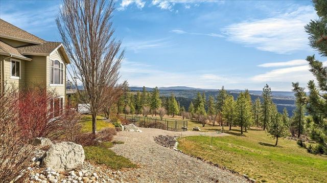 5423 W Hayden Ln, Spokane, WA 99208