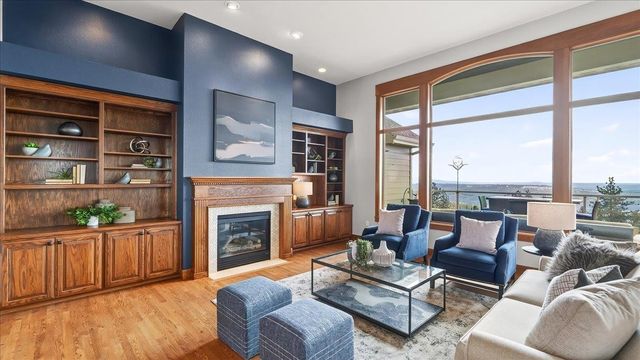 5423 W Hayden Ln, Spokane, WA 99208