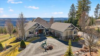 5423 W Hayden Ln, Spokane, WA 99208
