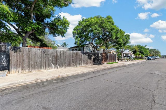 7105 Hoffman Ave A, La Mesa, CA 91941
