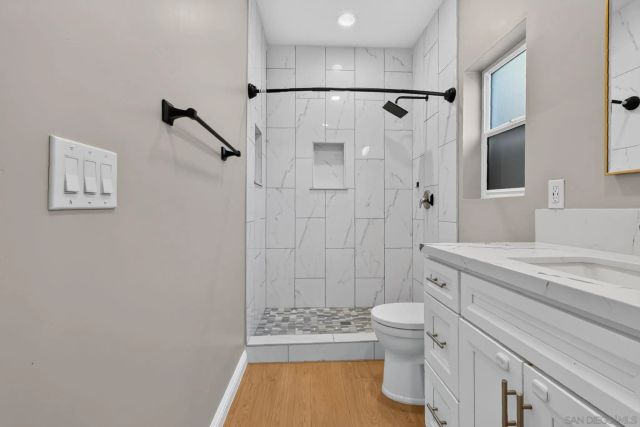 7105 Hoffman Ave A, La Mesa, CA 91941