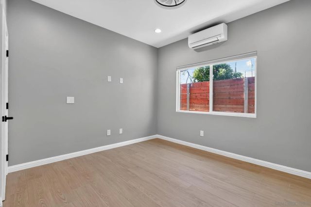 7105 Hoffman Ave A, La Mesa, CA 91941