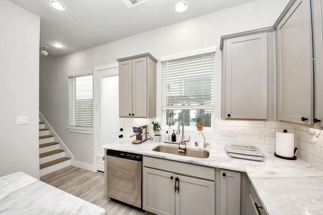 9017 Lonestar Creekbend Lane, Houston, TX 77080