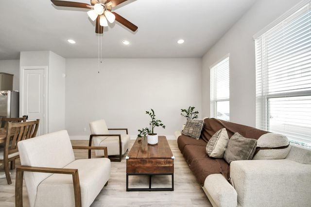 9017 Lonestar Creekbend Lane, Houston, TX 77080