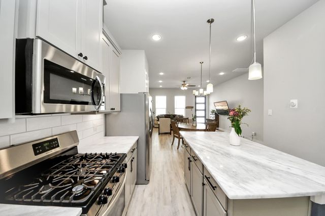 9017 Lonestar Creekbend Lane, Houston, TX 77080