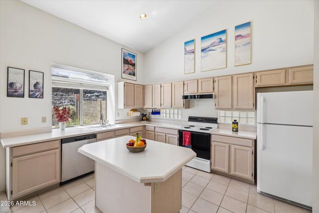 735 E GOLDENROD Street, Phoenix, AZ 85048