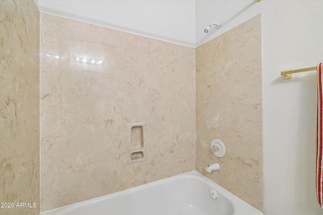 735 E GOLDENROD Street, Phoenix, AZ 85048