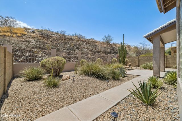 735 E GOLDENROD Street, Phoenix, AZ 85048