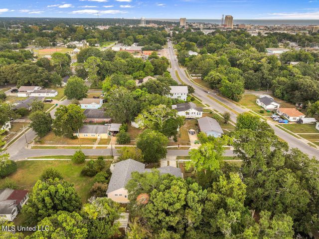 1705 Oleander Avenue, Gulfport, MS 39501