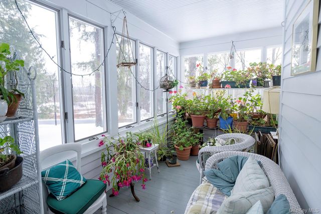 819 Van Wagner Road, Poughkeepsie, NY 12601