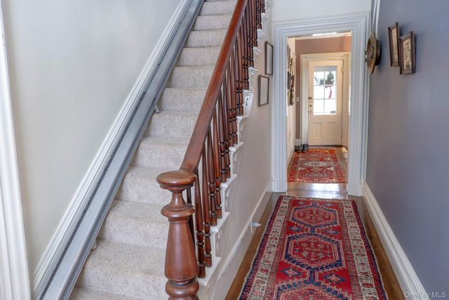 819 Van Wagner Road, Poughkeepsie, NY 12601