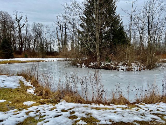 819 Van Wagner Road, Poughkeepsie, NY 12601