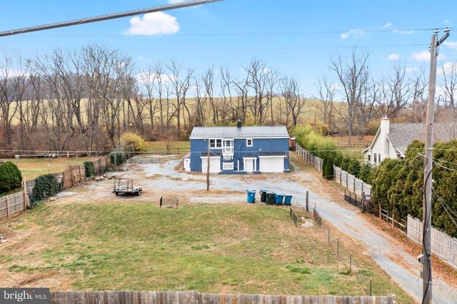 1321 N CHATHAM RD, Coatesville, PA 19320