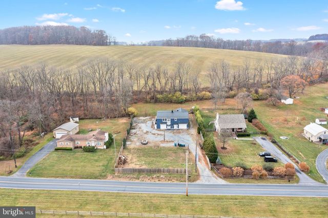 1321 N CHATHAM RD, Coatesville, PA 19320