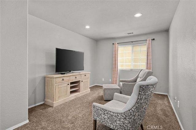 33934 Lily Road, Yucaipa, CA 92399