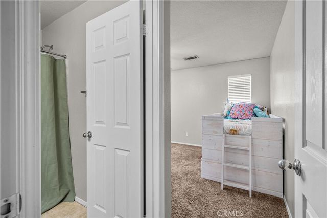 33934 Lily Road, Yucaipa, CA 92399