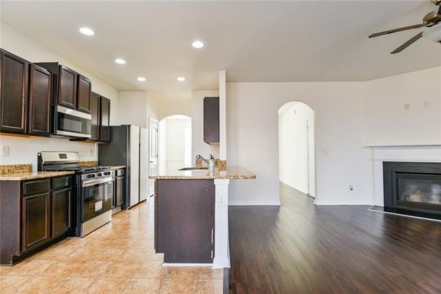 6344 Woodwell Drive, Union City, GA 30291