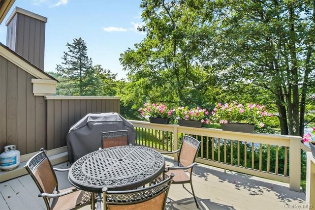 610 Heritage Hills B, Somers, NY 10589