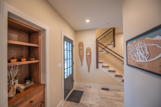 22 Stags Leap Lane, Wilmington, VT 05363