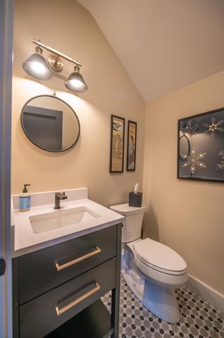 22 Stags Leap Lane, Wilmington, VT 05363