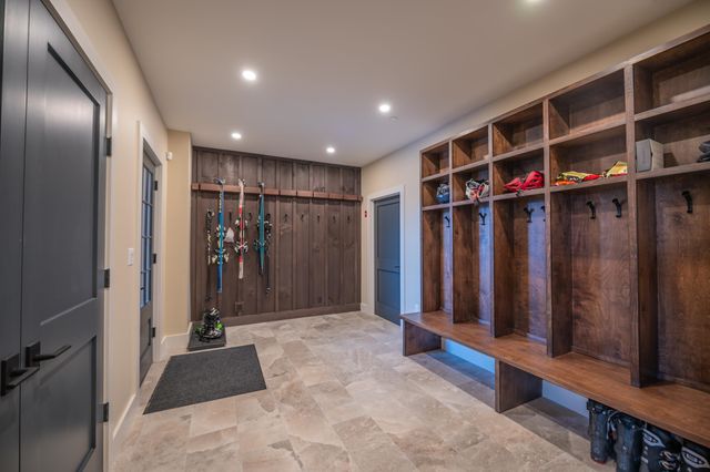 22 Stags Leap Lane, Wilmington, VT 05363