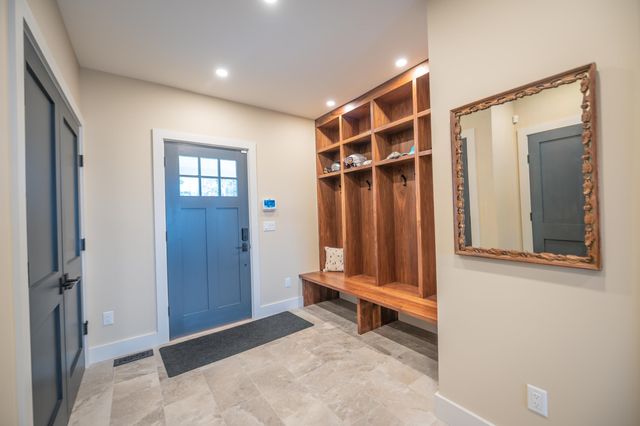 22 Stags Leap Lane, Wilmington, VT 05363