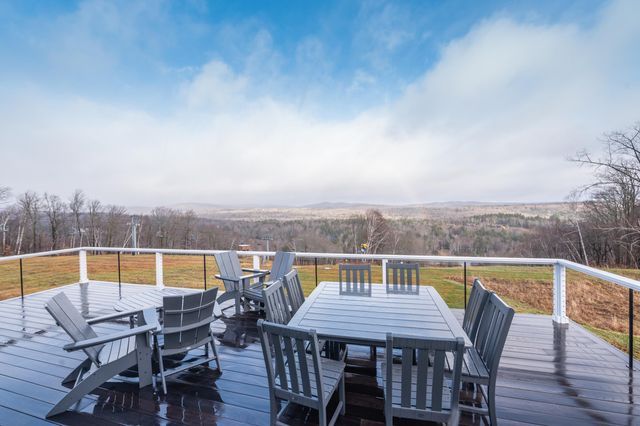22 Stags Leap Lane, Wilmington, VT 05363
