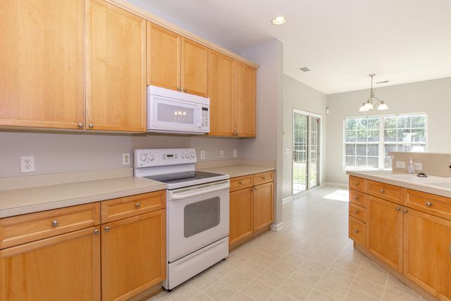 113 Carolinian Drive, Summerville, SC 29485