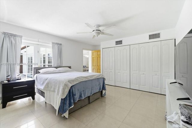 8197 W 14th Ct, Hialeah, FL 33014