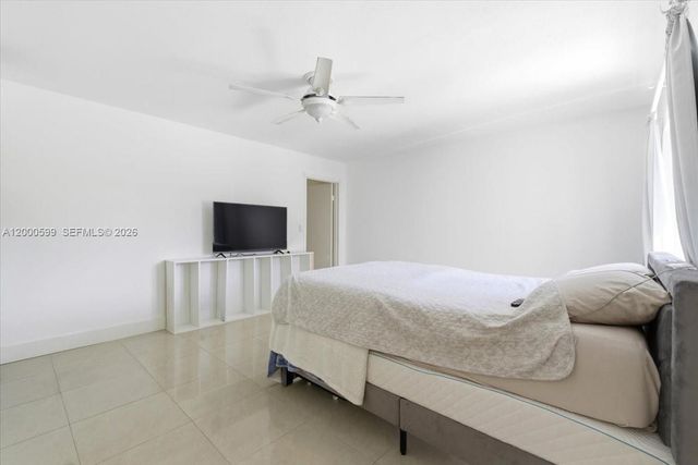 8197 W 14th Ct, Hialeah, FL 33014