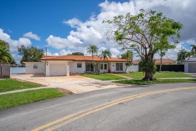 8197 W 14th Ct, Hialeah, FL 33014