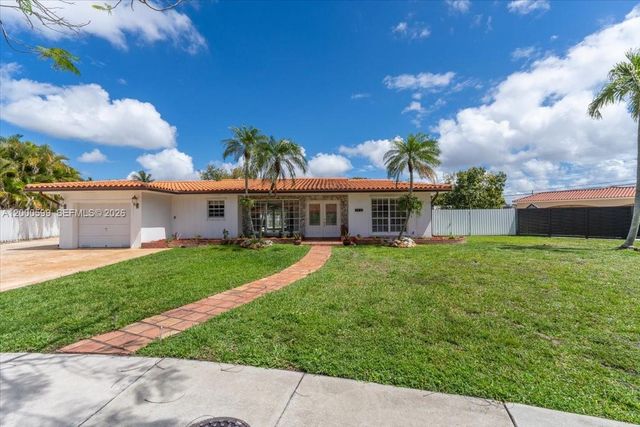 8197 W 14th Ct, Hialeah, FL 33014