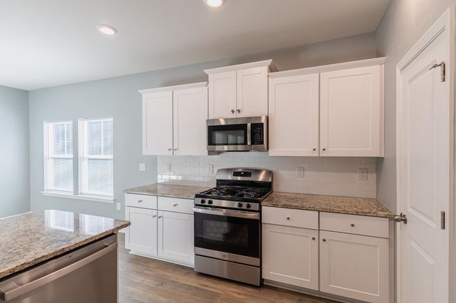 432 Craigflower Ct., Longs, SC 29568