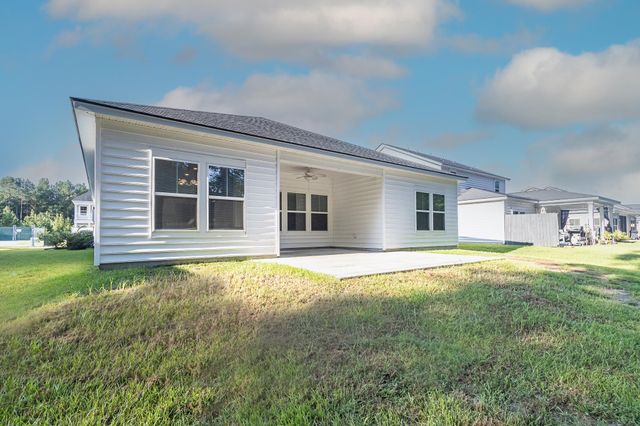 432 Craigflower Ct., Longs, SC 29568