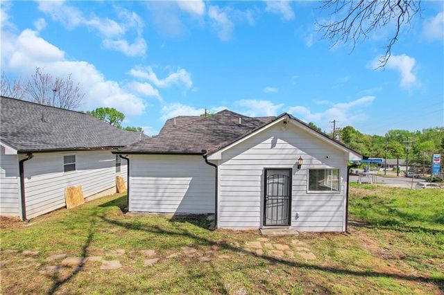 934 Joseph E Bonne Blvd NW, Atlanta, GA 30314