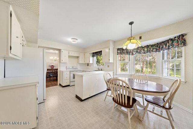 68 Rustic Terrace, Little Silver, NJ 07739