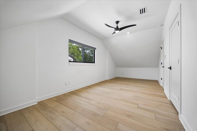 12510 Mooreknoll Lane, Houston, TX 77024