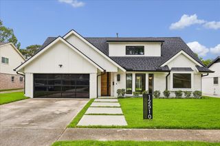 12510 Mooreknoll Lane, Houston, TX 77024