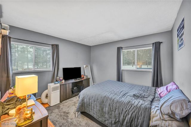 5200 Royalton Road D-8, North Royalton, OH 44133